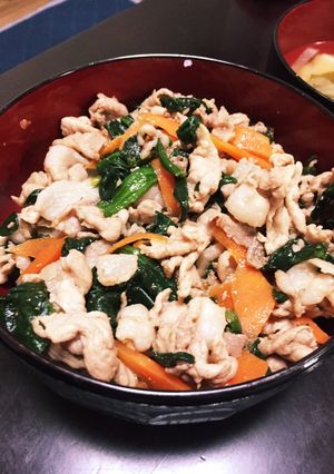 豚こま肉とほうれん草のビビンバ風丼-レシピのメイン写真