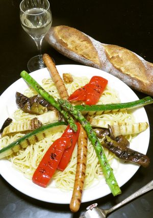 オリーブ油と塩で食べる美味野菜焼きパスタ-レシピのメイン写真