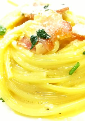 キノコと玉ねぎが味の決め手！カルボナーラ-レシピのメイン写真