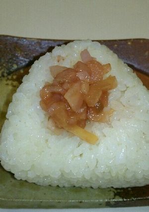 岩下の新生姜で♪梅生姜おにぎり-レシピのメイン写真