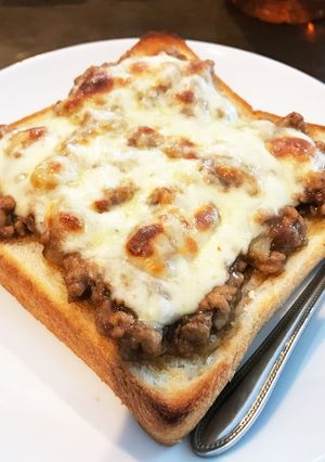 キーマカレーリメイク☆トースト-レシピのメイン写真