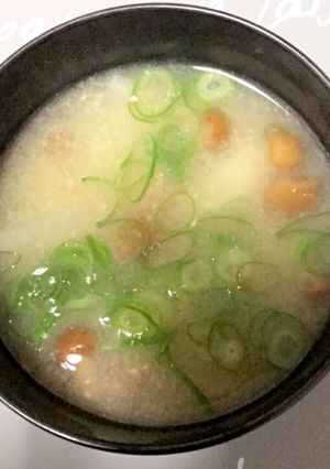 大根となめこの味噌汁-レシピのメイン写真