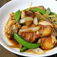 スナップエンドウと鶏肉のガリバタ炒め
