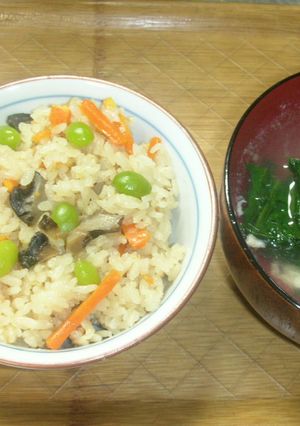 山梨の煮貝を使って炊き込みご飯-レシピのメイン写真