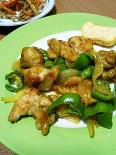 子ども大好き♪鶏肉とピーマンのカレー炒め-レシピのメイン写真