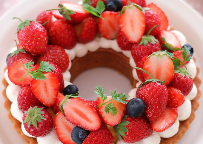 バレンタインに。美味しそうな森のタルトケーキリース 【公式通販】