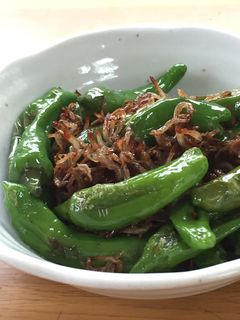 ししとうとジャコ炒め物-レシピのメイン写真