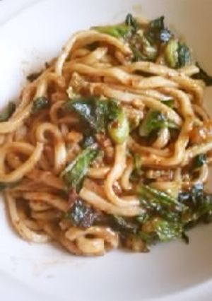 カレーと春キャベツ入り醤油焼きうどん-レシピのメイン写真