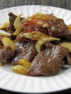 牛肉とセロリの炒め物-レシピのメイン写真