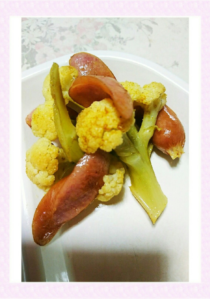 カリフラワーとウインナーのカレー炒め-レシピのメイン写真