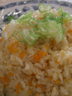炊飯器で炊くだけ☆麦でにんじんピラフ風☆-レシピのメイン写真