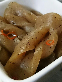 お弁当やおかずの一品に♪こんにゃくの煮物-レシピのメイン写真