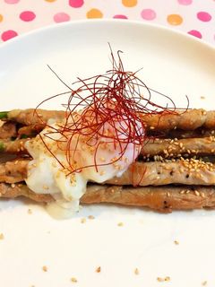 アスパラの豚肉巻き♡温玉のせ♬-レシピのメイン写真