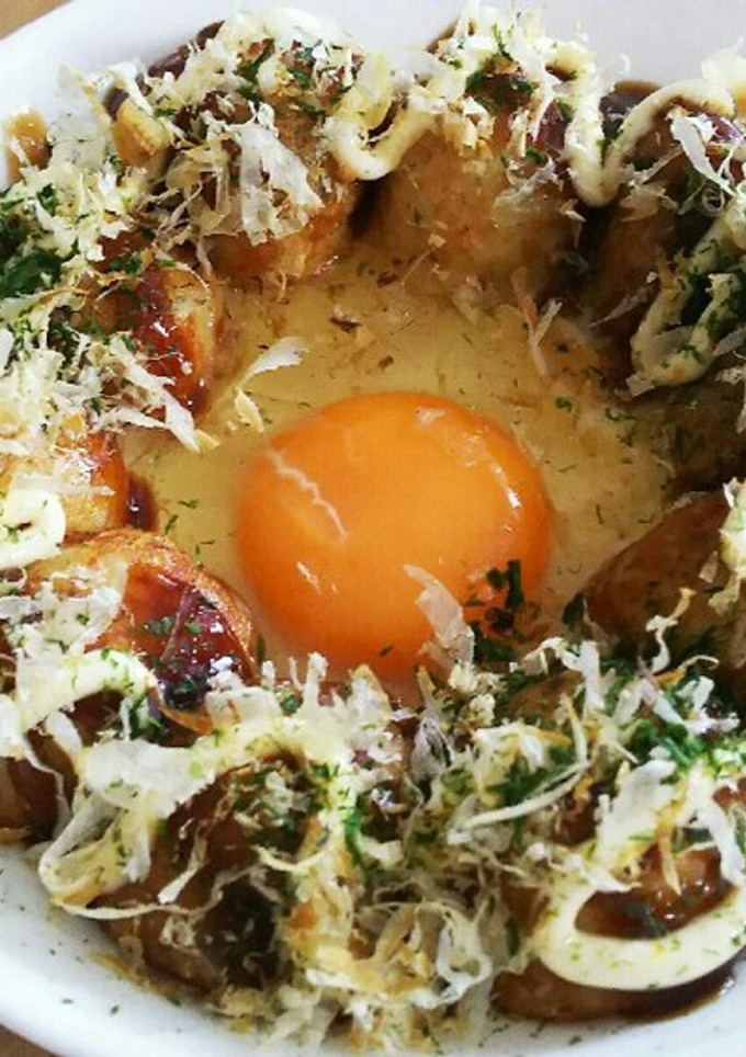 とろり半熟卵黄からめて♪巣籠もりタコ焼き-レシピのメイン写真