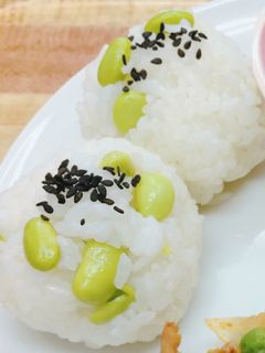 枝豆ご飯おにぎり-レシピのメイン写真
