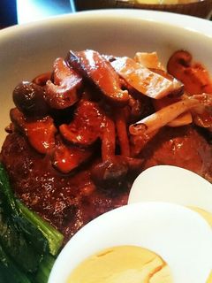 我が家の煮込みハンバーグ-レシピのメイン写真