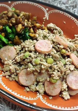 豚挽き肉とソーセージ『逆境に負けない』風-レシピのメイン写真