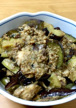 もう一品に 肴に 茄子と鯖缶の味噌炒め-レシピのメイン写真