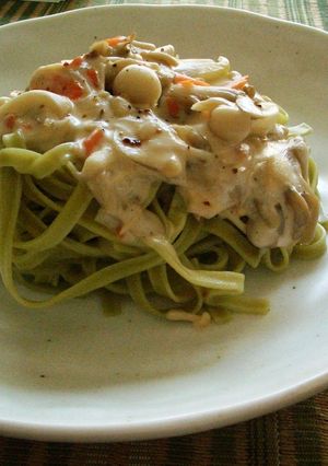 サーモンとキノコdeクリームパスタ-レシピのメイン写真