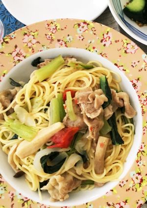 豚肉、小松菜和風パスタ-レシピのメイン写真