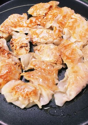 肉肉ジューシー餃子（パーティー用）-レシピのメイン写真
