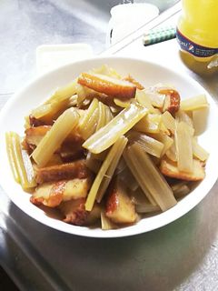 フキの油炒め-レシピのメイン写真