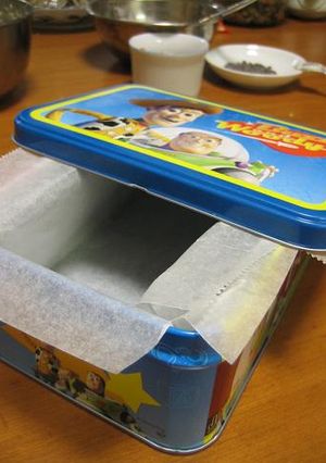 ★お菓子の缶で焼くケーキ（チョコ味）★-レシピのメイン写真