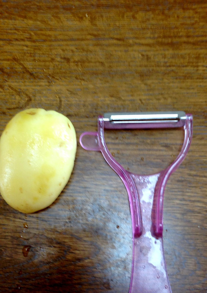 簡単！新じゃがの皮むき-レシピのメイン写真