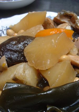 圧力鍋で作る昆布がいっぱいの煮物-レシピのメイン写真