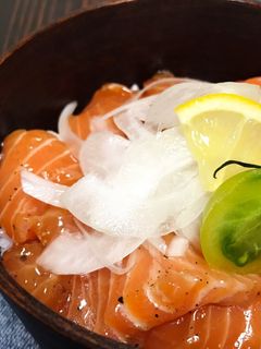 濃くない!サーモン(刺身)の漬け丼-レシピのメイン写真