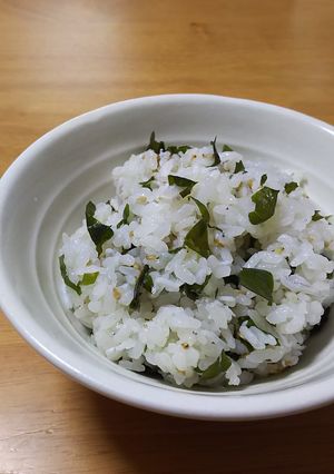 簡単混ぜるだけ！ごま香る混ぜご飯-レシピのメイン写真