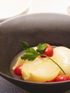 美肌☆簡単(新)玉ねぎ丸ごと煮(スープ)-レシピのメイン写真