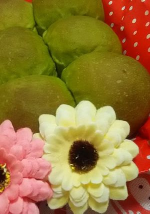 食べたい分だけ☆あんこ入り抹茶ちぎりパン-レシピのメイン写真