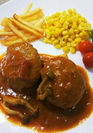 煮込みハンバーグのトマトソースのレシピ-レシピのメイン写真