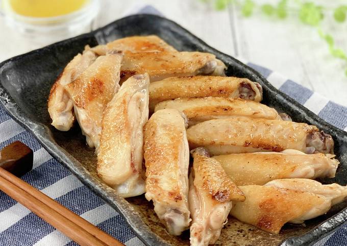 材料3つで居酒屋の味＊手羽中の旨塩焼き鳥 by ＊モモのごはん