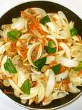 新たまねぎとひき肉の野菜炒め♪レモン風味