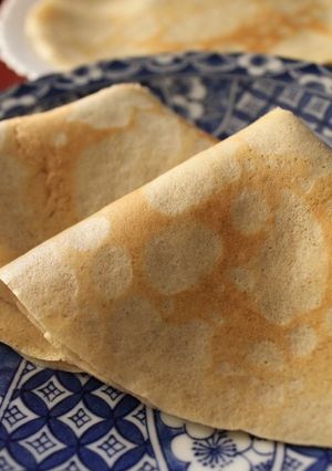 簡単美味♪そば粉もち粉でもちもちクレープ-レシピのメイン写真