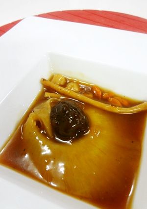 フカヒレの姿煮薬膳風-レシピのメイン写真