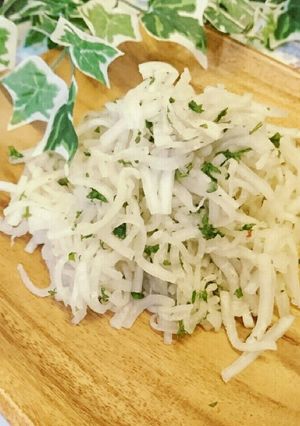 大根とパセリのアンチョビサラダ-レシピのメイン写真