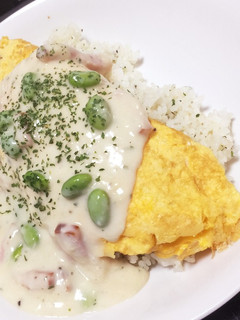 簡単 オムレツホワイトソースがけ-レシピのメイン写真