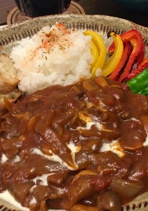煮込むだけ！ラム肉のコク旨トマトハヤシ-レシピのメイン写真