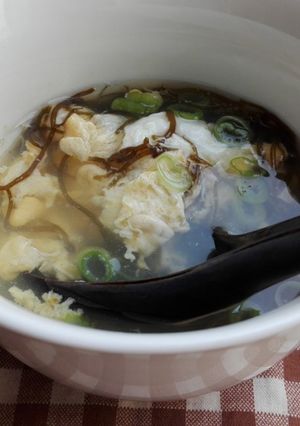もずく酢で簡単サンラータン風スープ-レシピのメイン写真