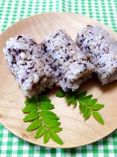 【おにぎりDAYS】雑穀おにぎり俵・小-レシピのメイン写真