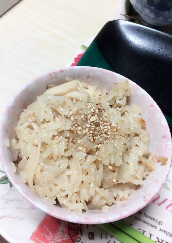 簡単☆エリンギ炊き込みご飯-レシピのメイン写真