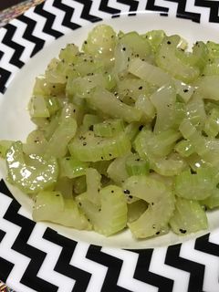 セロリ嫌いも食べられるセロリ-レシピのメイン写真