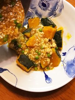 南瓜の煮物*鳥ひき肉のそぼろあんかけ-レシピのメイン写真