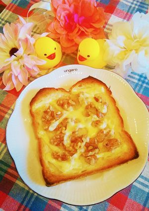 クルミとチーズのトースト-レシピのメイン写真