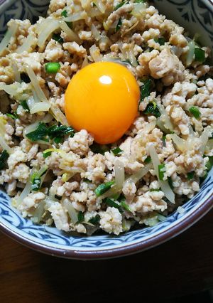 【ｱﾚﾝｼﾞﾒﾆｭ-】鶏塩まぜそば-レシピのメイン写真