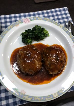 とっても柔らか 煮込みハンバーグ-レシピのメイン写真