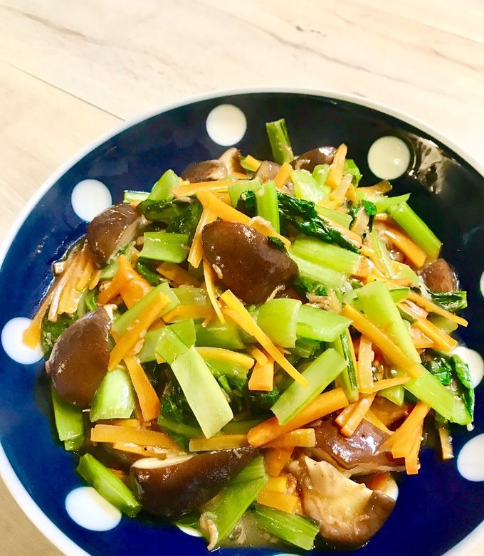 小松菜と椎茸と人参のさっぱり炒め♪ by 水玉♪金魚 【クックパッド